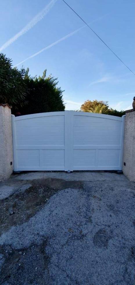 Portail motorisé dans le var