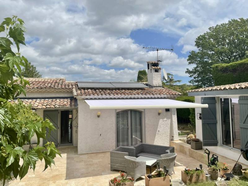 Store de terrasse dépliant sur mesure dans le 06
